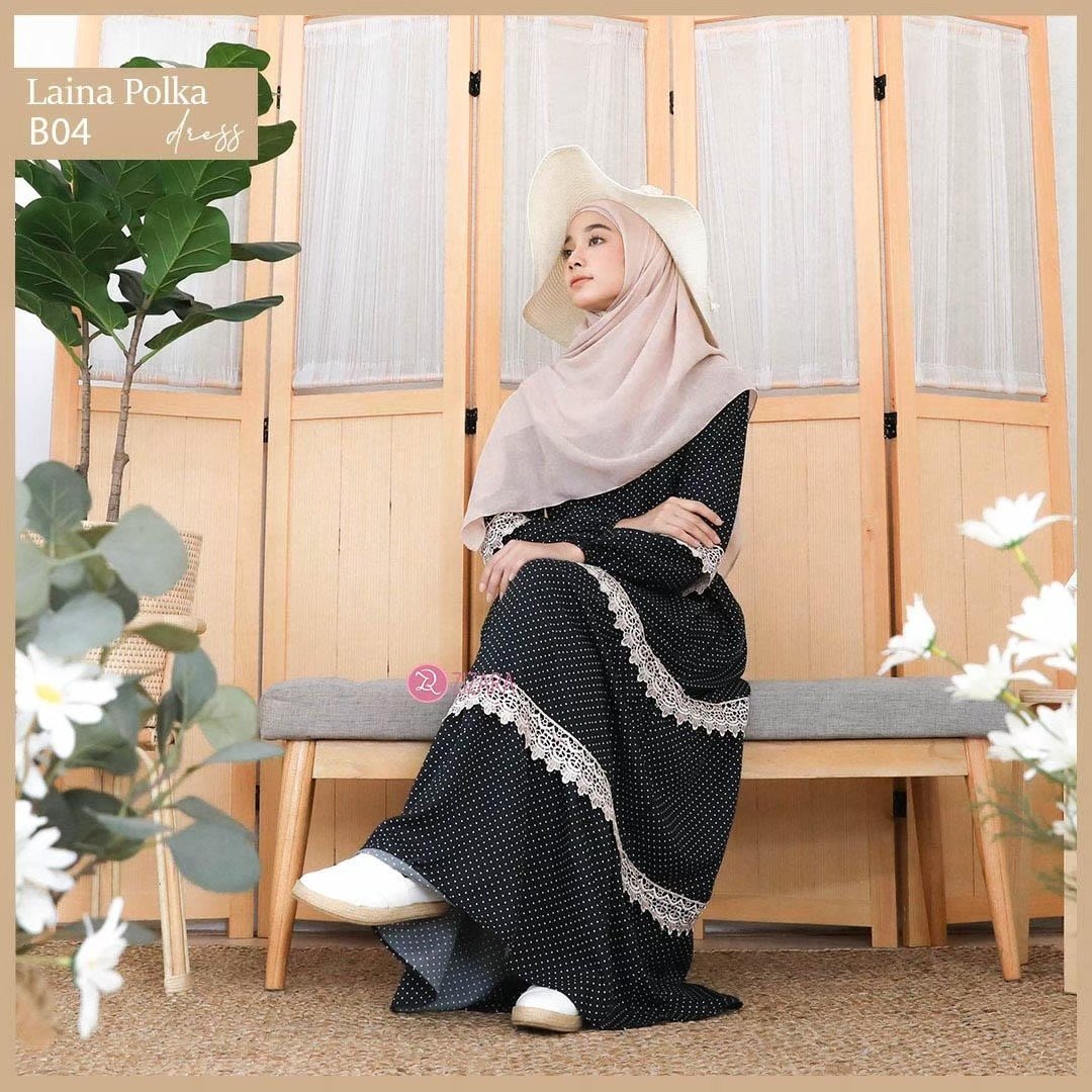 LINE_ALBUM_Kamara, Rayi,Laina, NALLA, MALENA, LYRA E, Zivah_210917_34