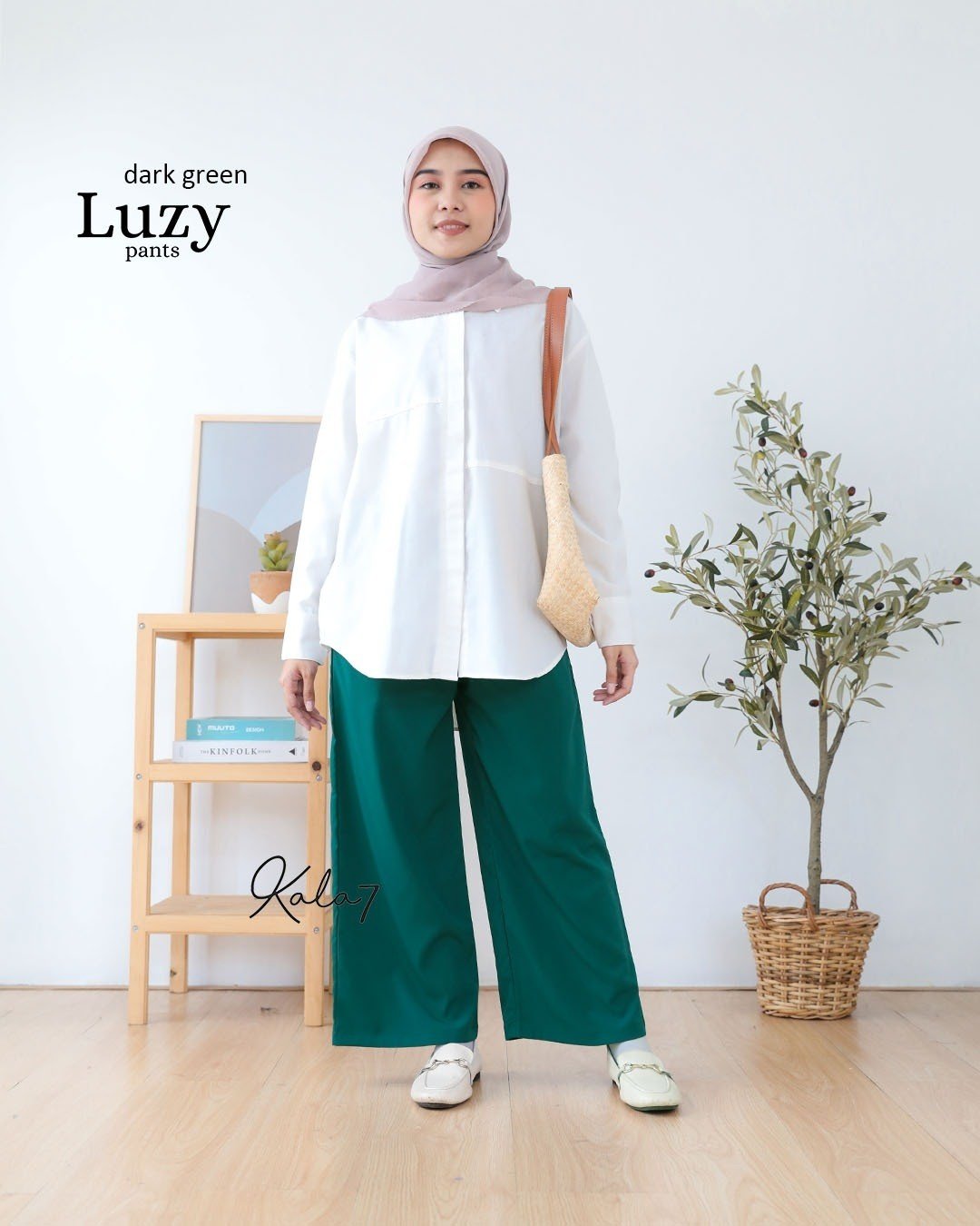 LINE_ALBUM_Luzy,Hena,Dara,Lumi,Tiza,Livy,Rinjani_221214_36