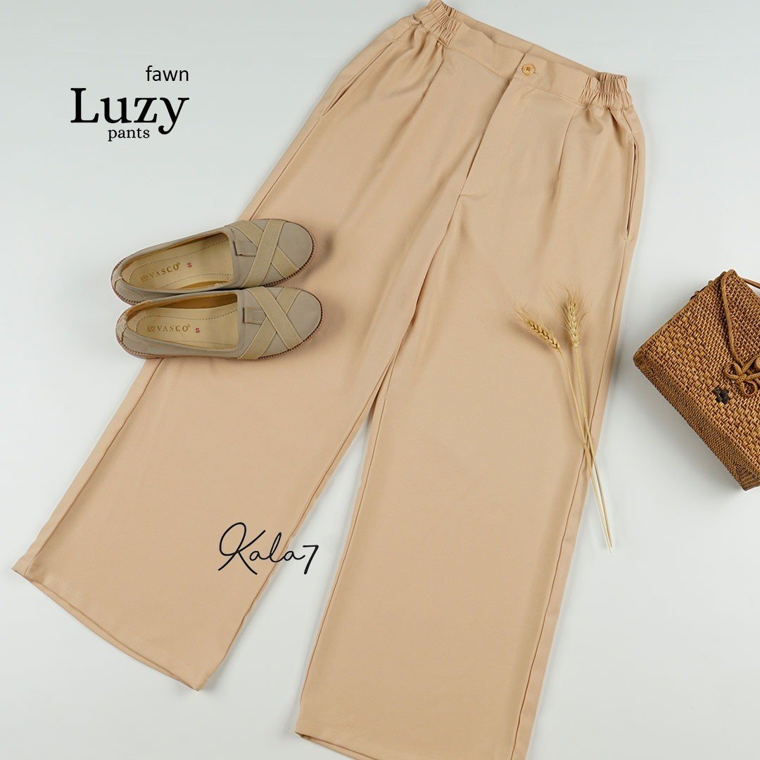 LINE_ALBUM_Luzy,Hena,Dara,Lumi,Tiza,Livy,Rinjani_221214_43