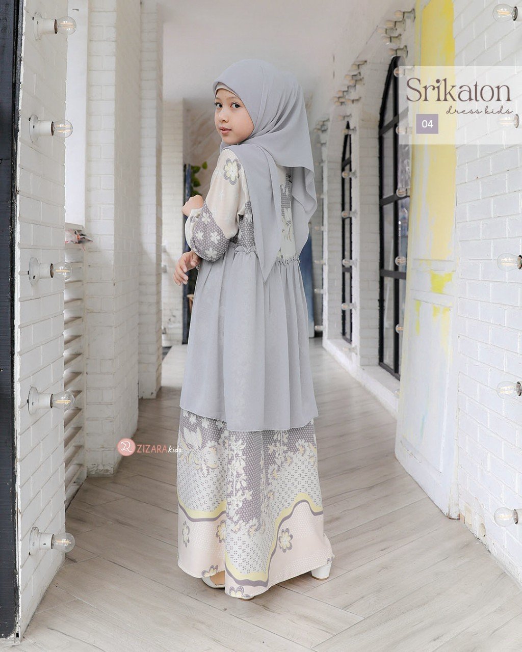 LINE_ALBUM_Srikaton,_221230_178