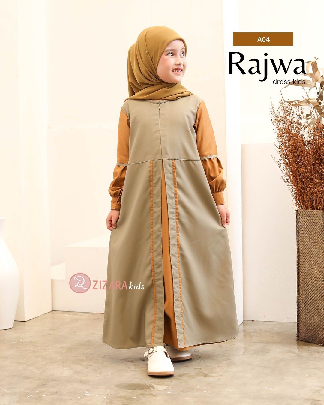 LINE_ALBUM_Rajwa,Ruzha,Rukmi,Runi,Radwah_230223_204