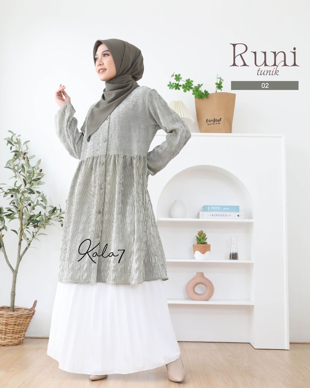 LINE_ALBUM_Ruzha,Rukmi,Runi,Radwah_230215_22