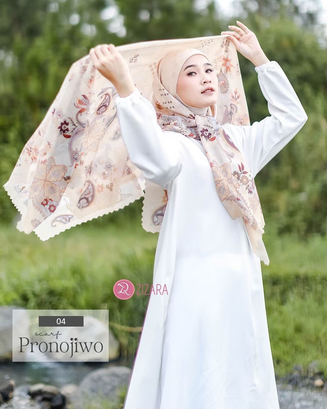 LINE_ALBUM_Prisha,Piaraya,Plain,Puspita,Pronojiwo_230614_31