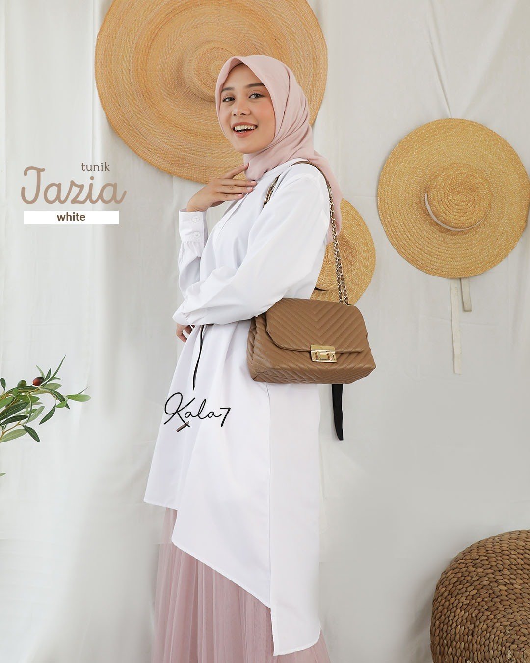 LINE_ALBUM_Jazia,Jehan,Jamia,Jakarta_230703_52