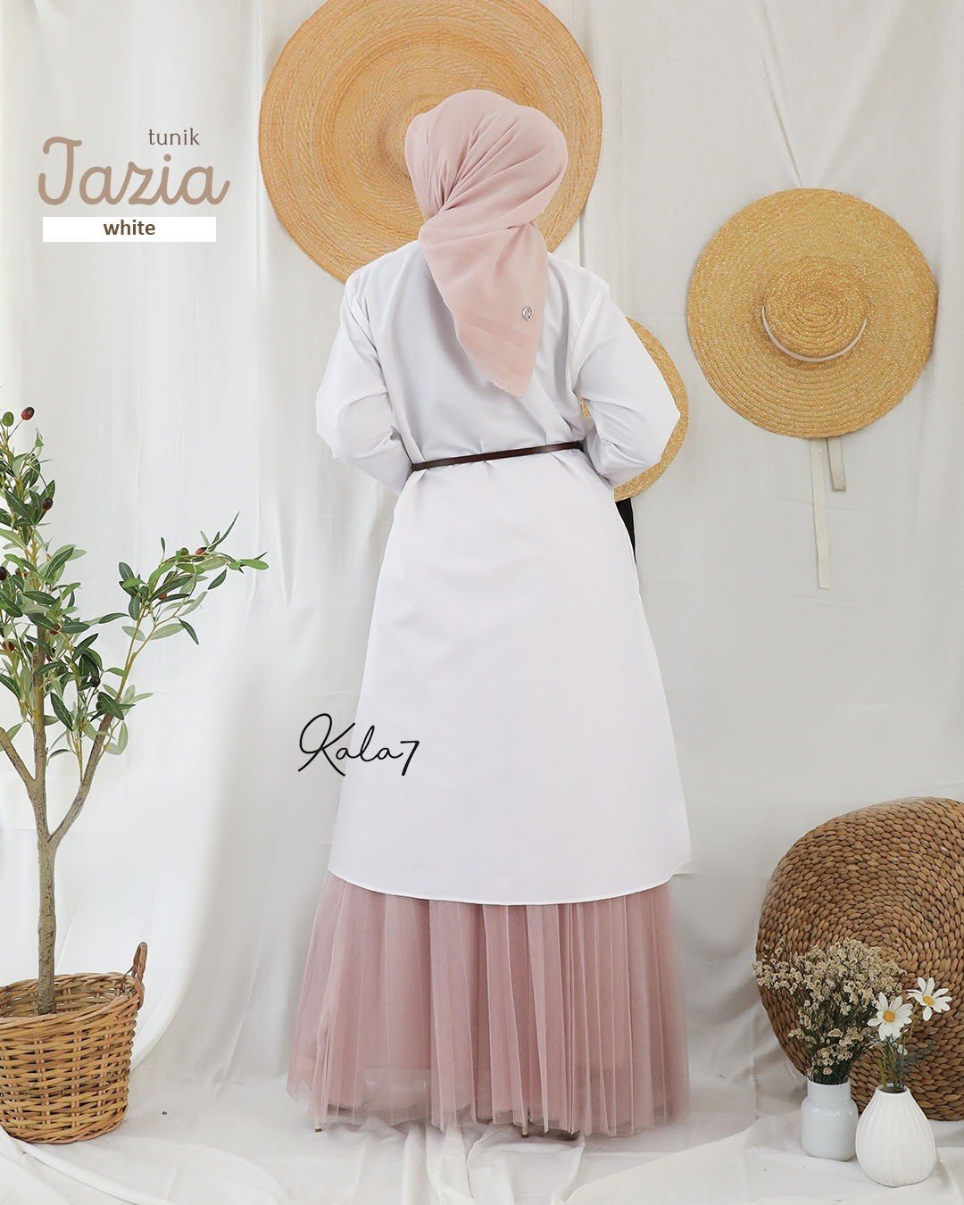 LINE_ALBUM_Jazia,Jehan,Jamia,Jakarta_230703_52