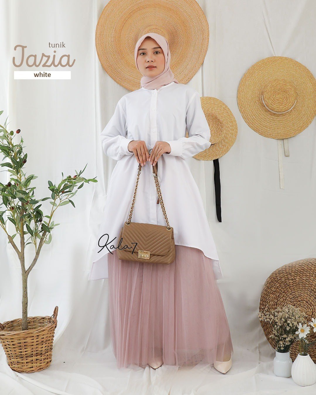 LINE_ALBUM_Jazia,Jehan,Jamia,Jakarta_230703_52