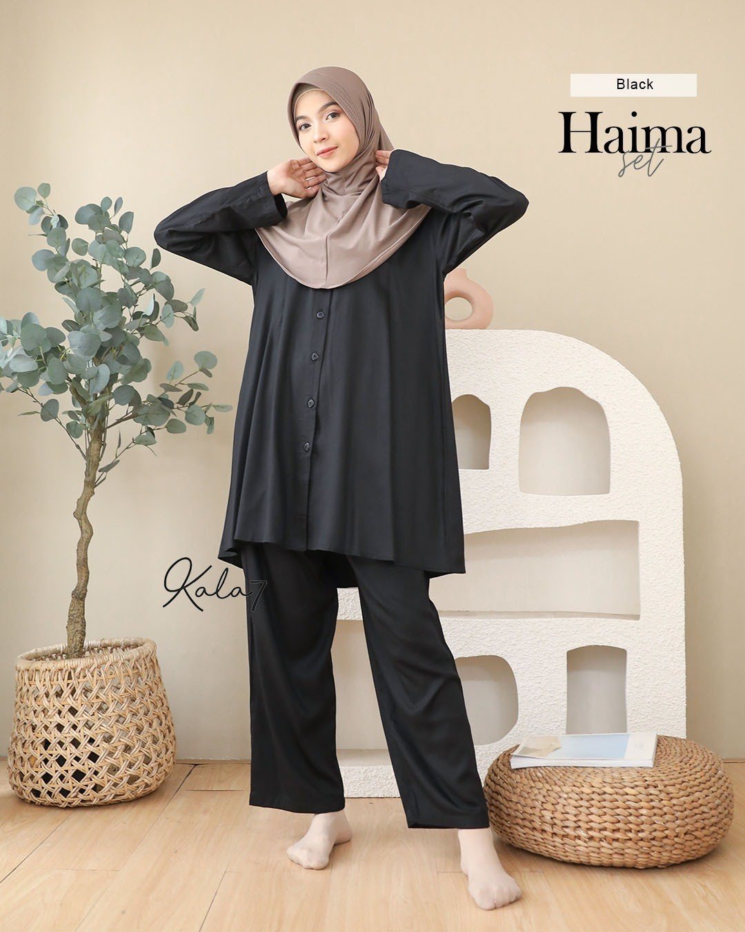 LINE_ALBUM_Haima,Hira_231130_14