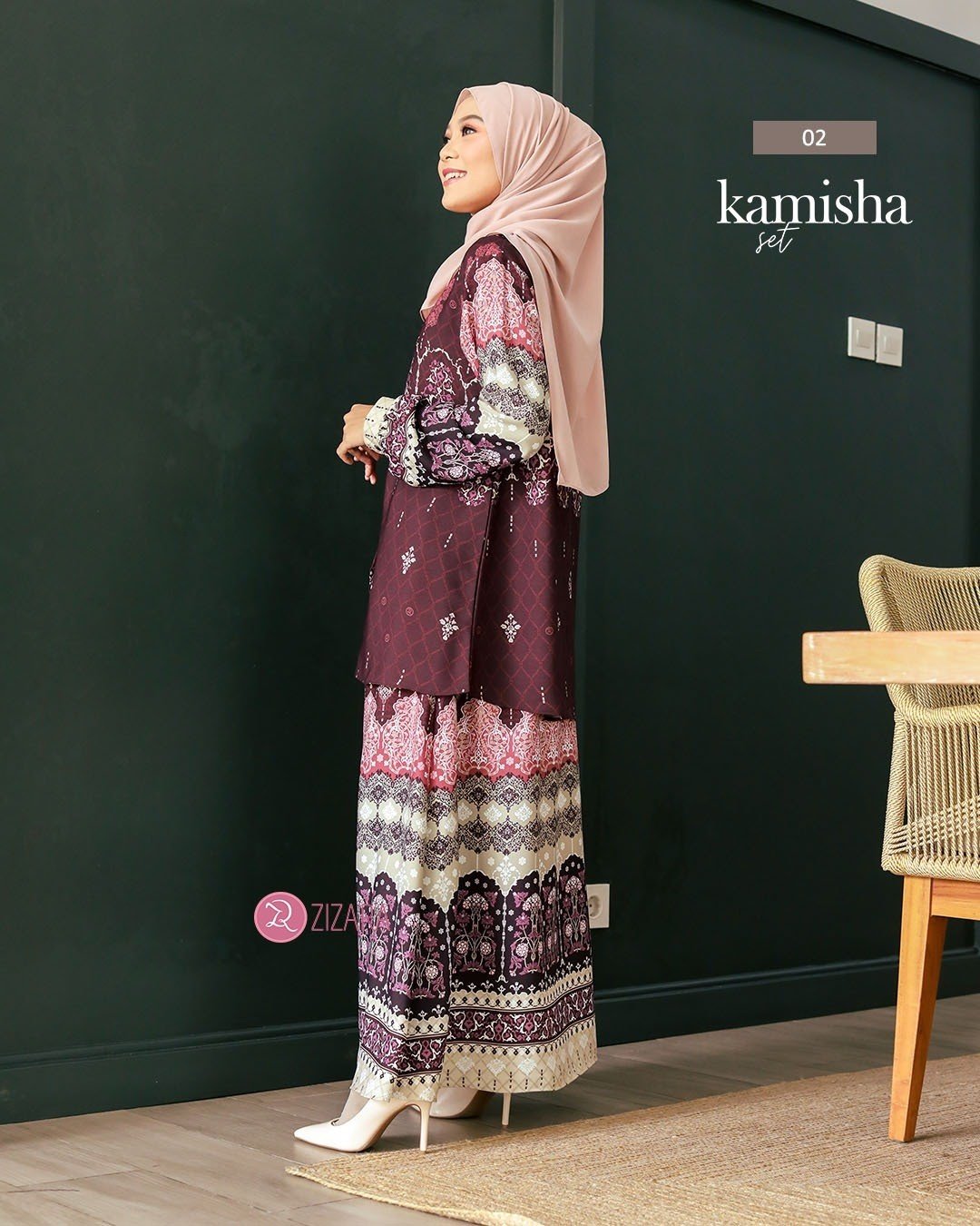 LINE_ALBUM_Kamisha,Kamini_231113_10