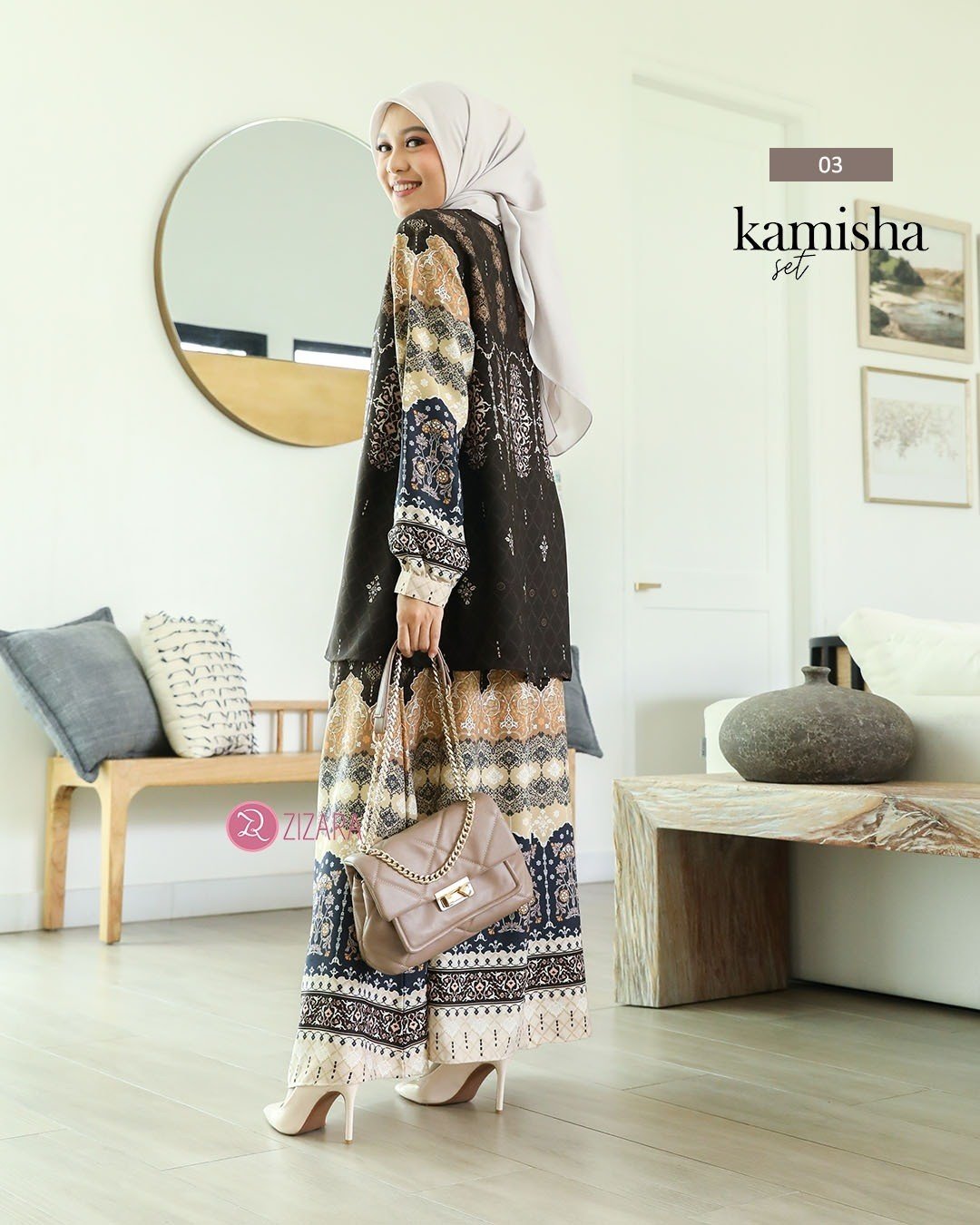 LINE_ALBUM_Kamisha,Kamini_231113_53