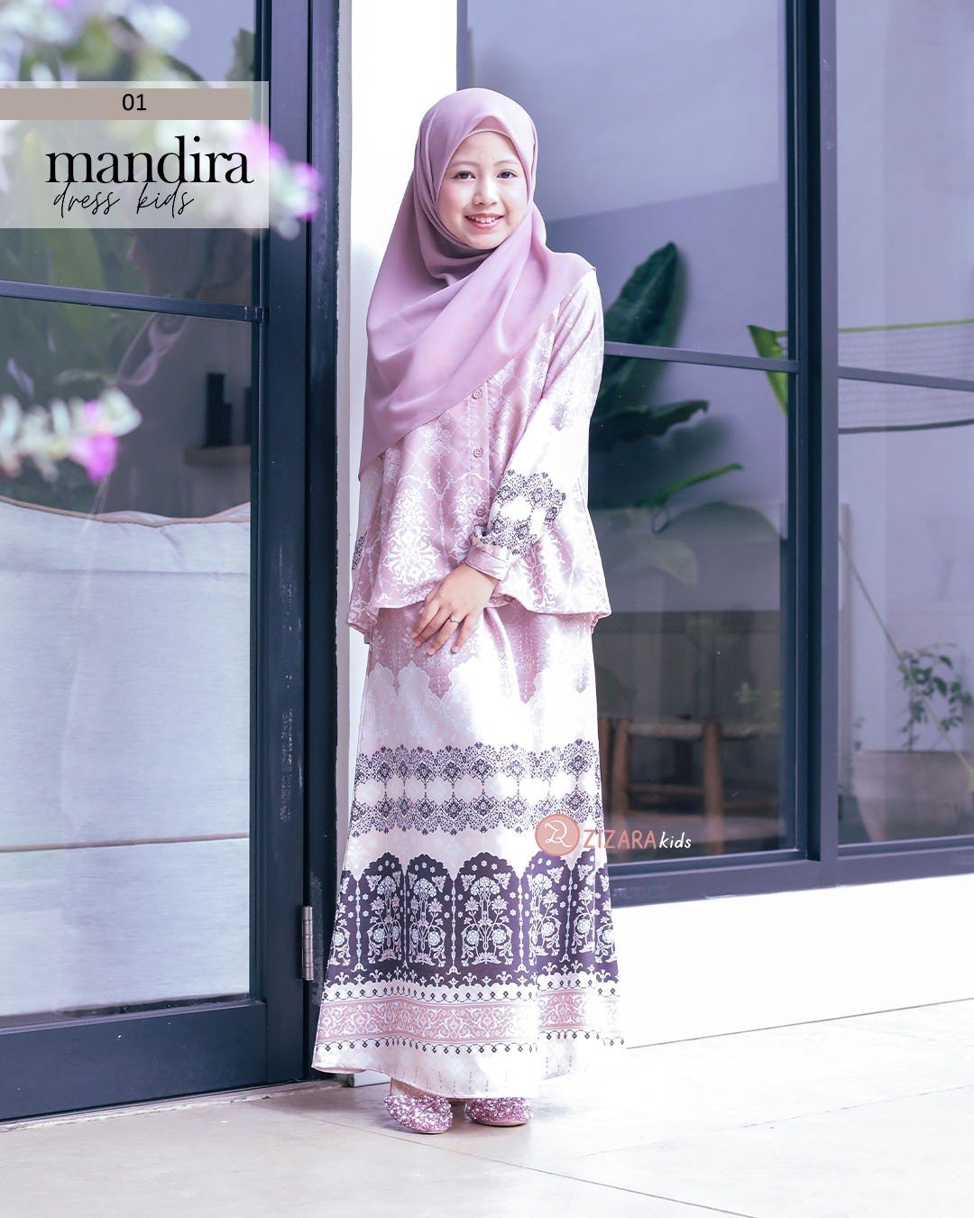 LINE_ALBUM_Mandira_231113_138