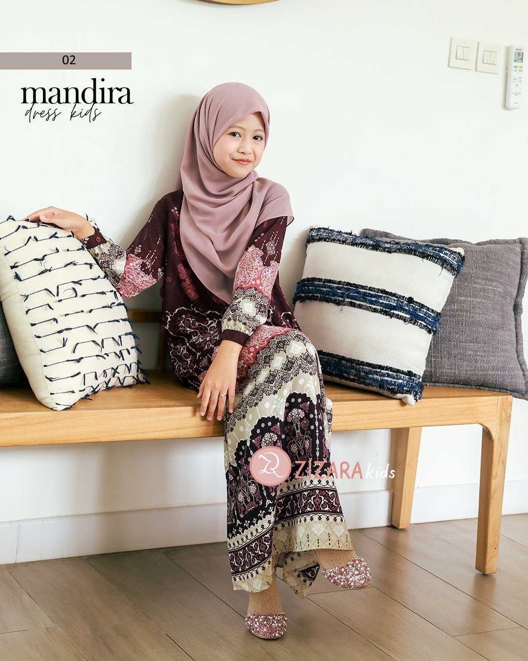 LINE_ALBUM_Mandira_231113_99