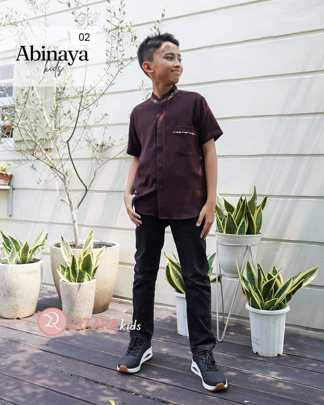 LINE_ALBUM_Abinaya,Ayuna_231212_15