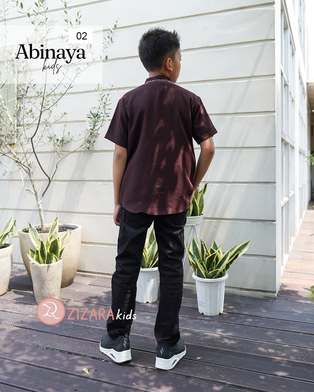 LINE_ALBUM_Abinaya,Ayuna_231212_15