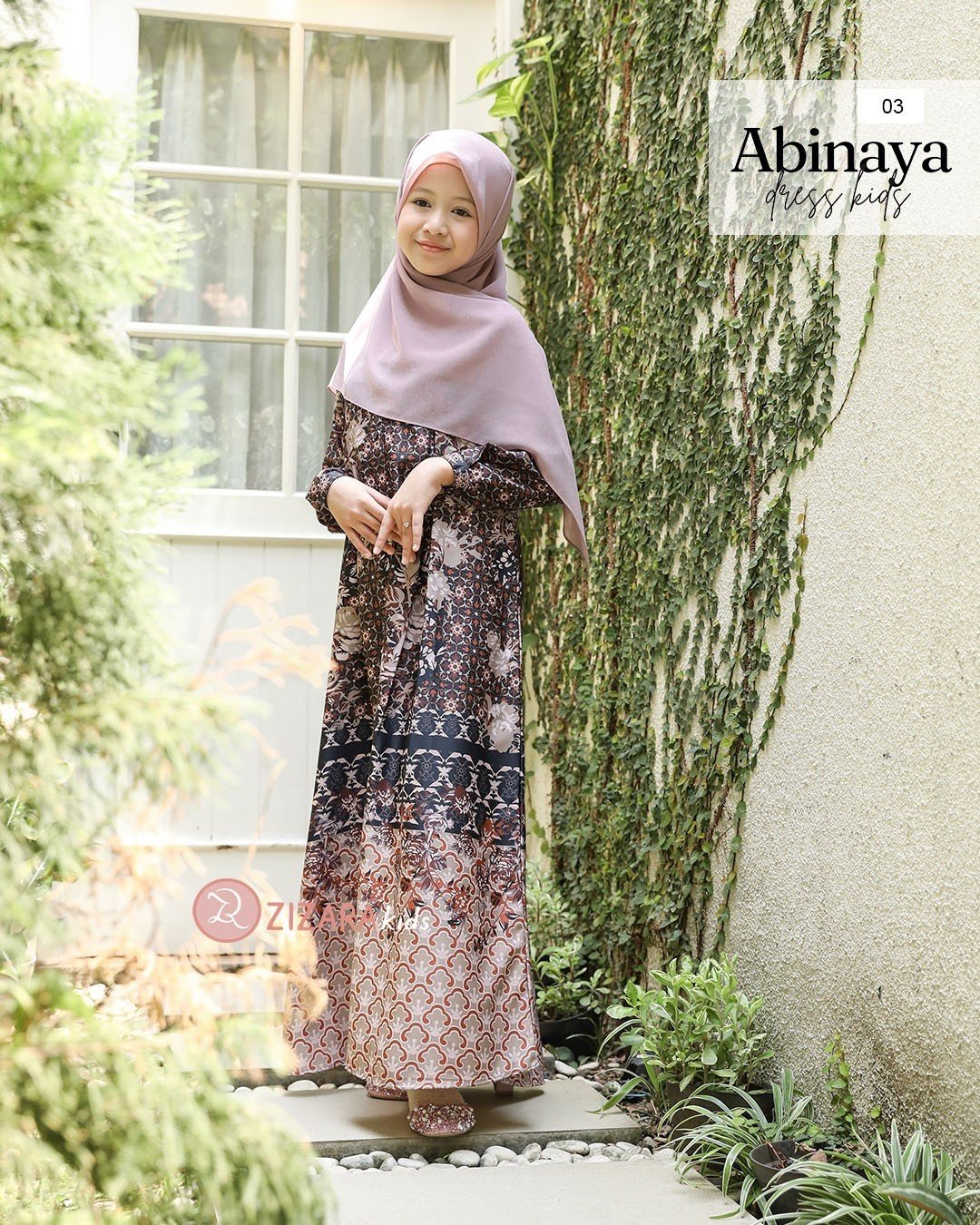 LINE_ALBUM_Abinaya,Ayuna_231213_168