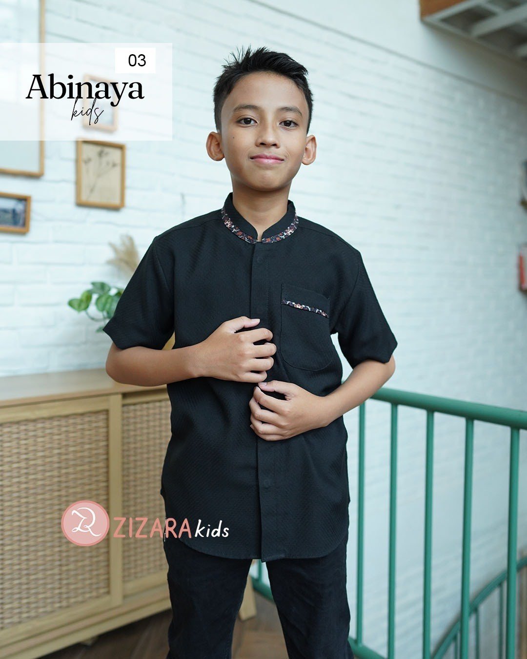 LINE_ALBUM_Abinaya,Ayuna_231213_245