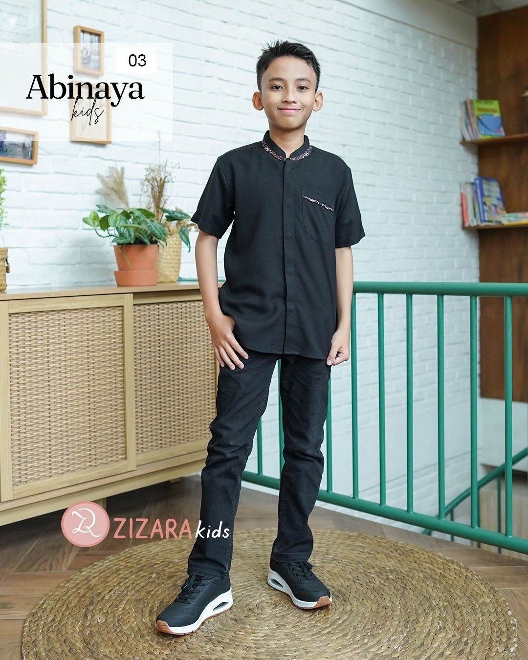 LINE_ALBUM_Abinaya,Ayuna_231213_245