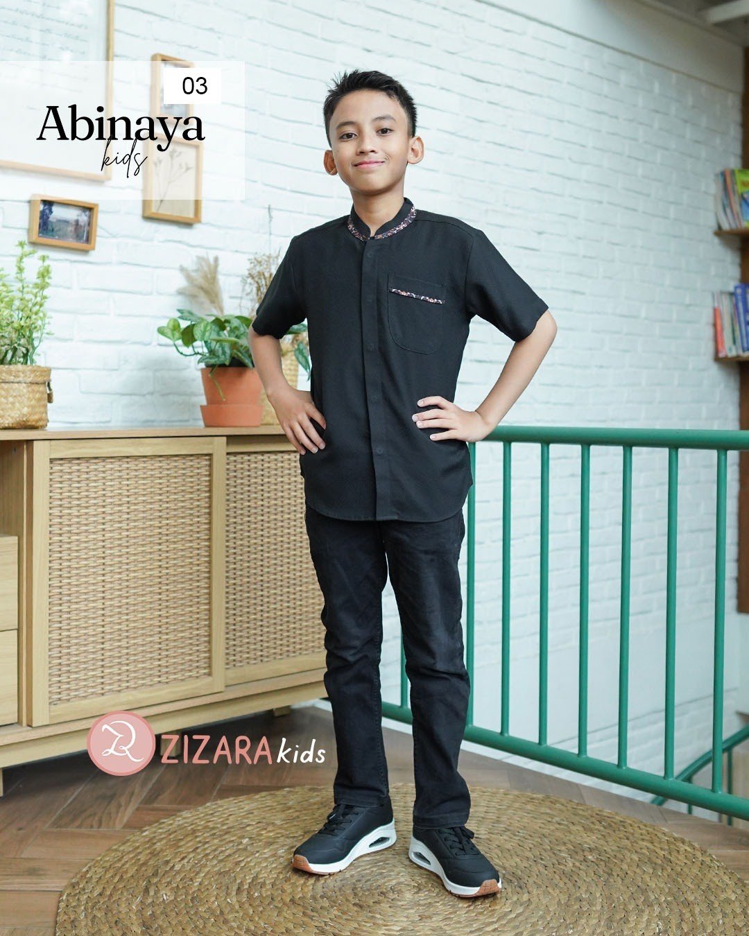 LINE_ALBUM_Abinaya,Ayuna_231213_245