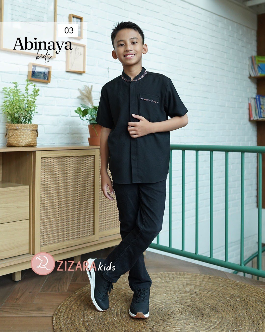 LINE_ALBUM_Abinaya,Ayuna_231213_245