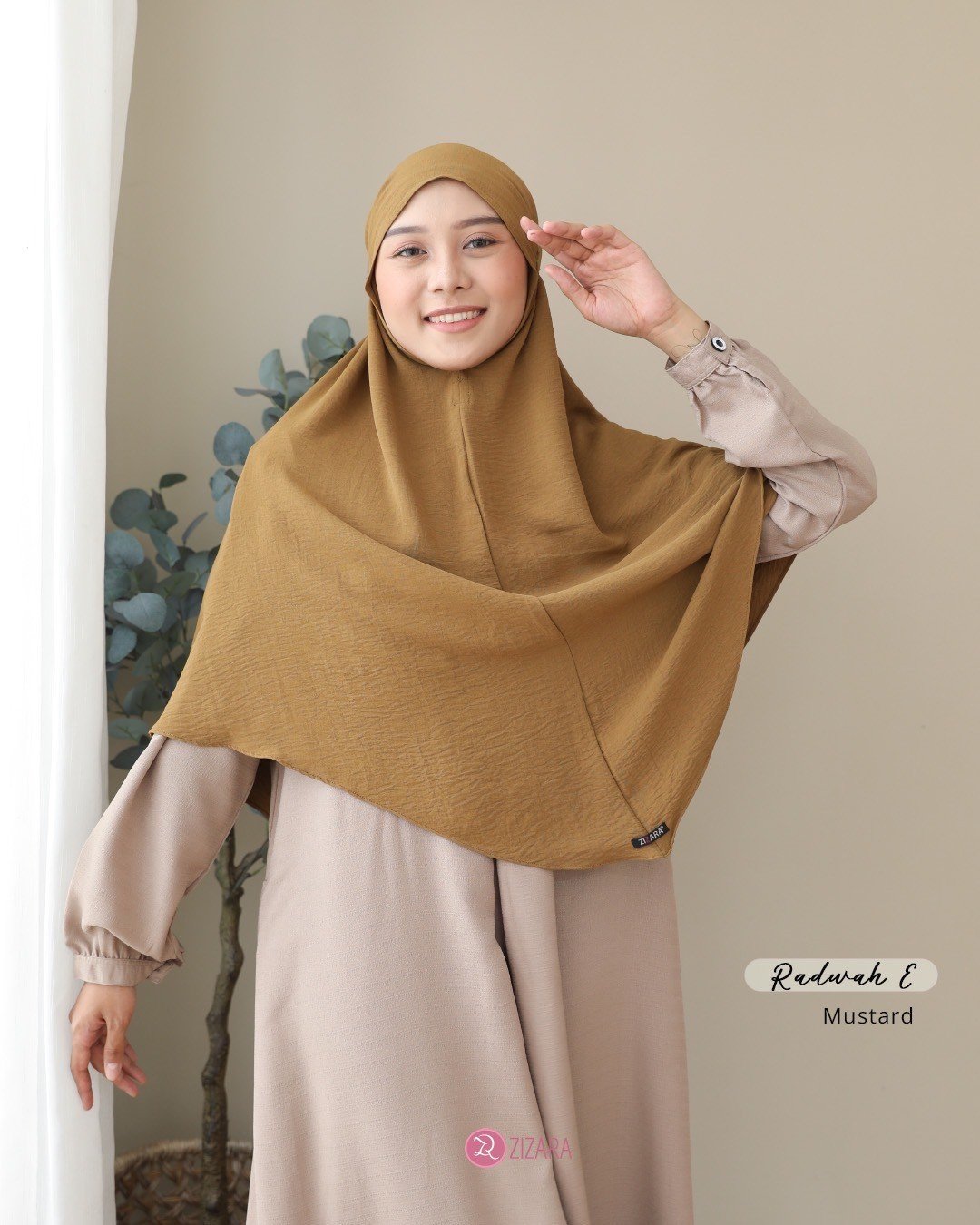 LINE_ALBUM_Rahma,Rinjani,Rawnie,Rajwa,Ruzha,Rukmi,Radwah_250531_12