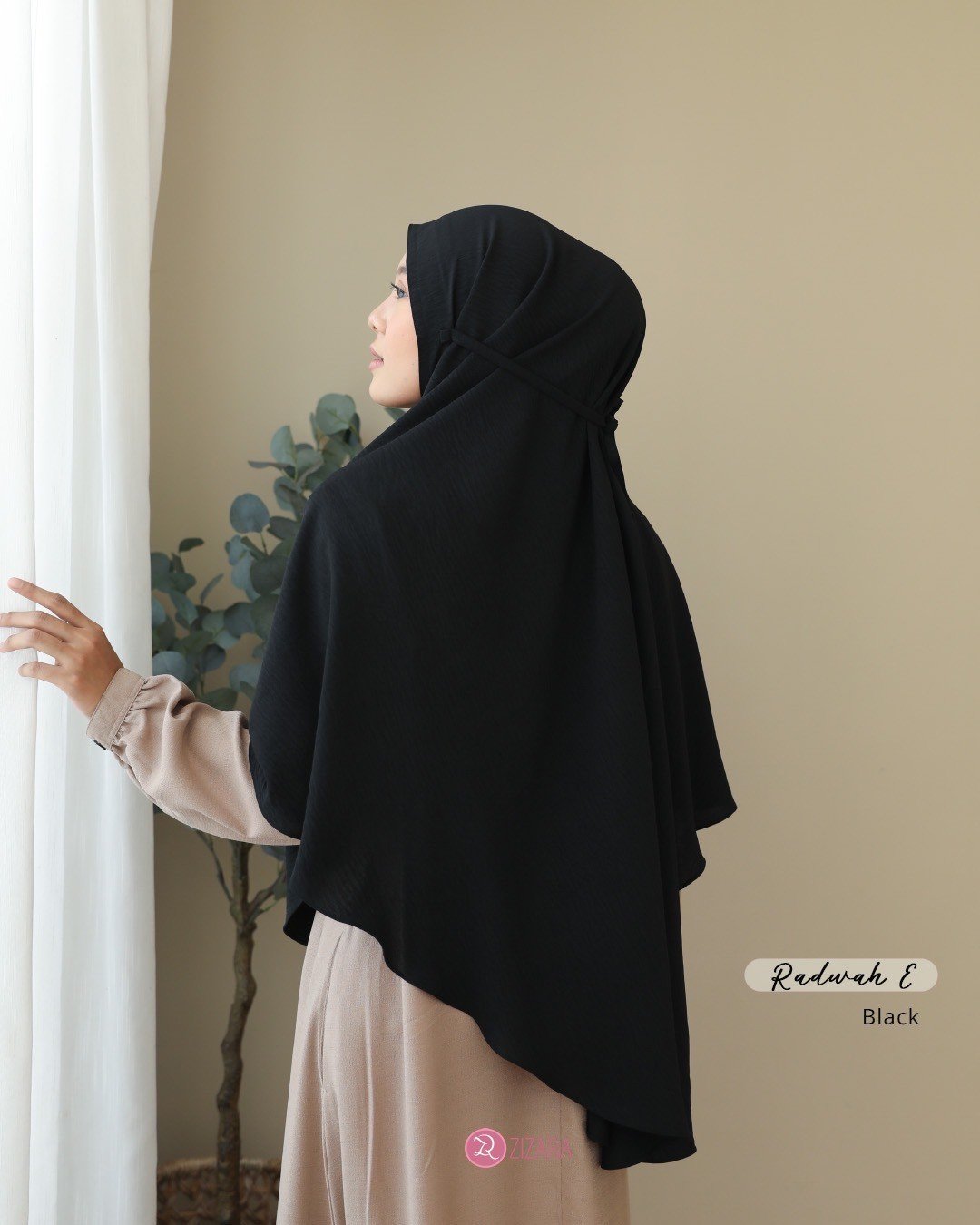 LINE_ALBUM_Rahma,Rinjani,Rawnie,Rajwa,Ruzha,Rukmi,Radwah_250531_6