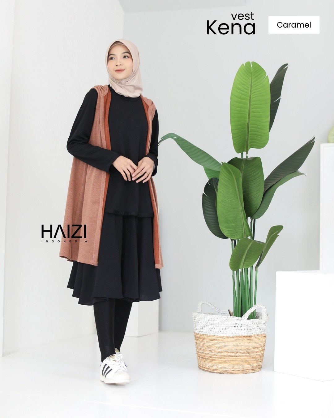 LINE_ALBUM_Kena,Kayra,Kafiya,Kayana,Kamisha,Kamini_240215_28