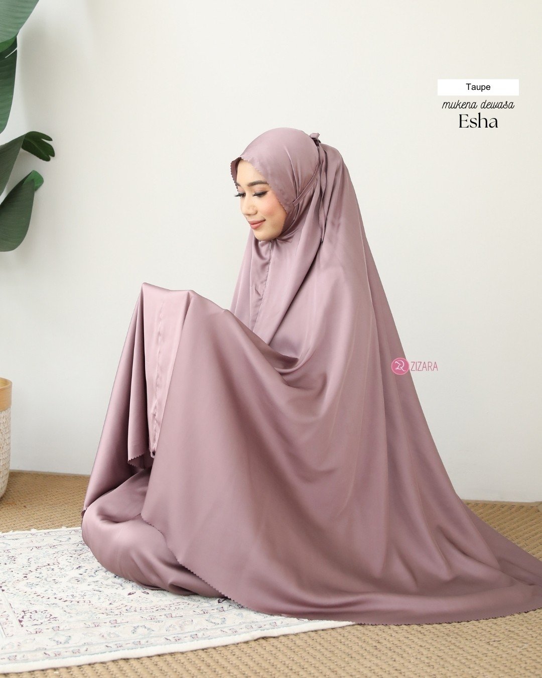 LINE_ALBUM_Esha,Emma,Erisha,Elmeera, Emira, Elma_241008_16