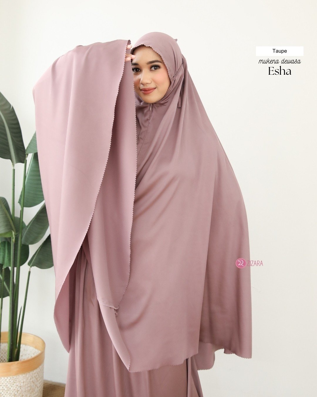 LINE_ALBUM_Esha,Emma,Erisha,Elmeera, Emira, Elma_241008_16