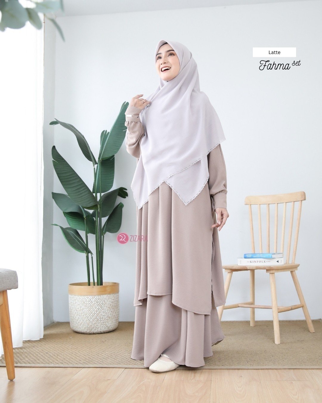 LINE_ALBUM_Fahma,Faza,Fatima_241016_7