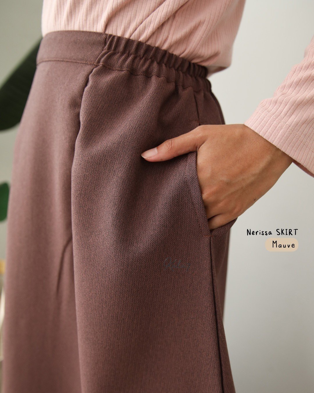 LINE_ALBUM_Nerissa,Nayna,Nura,Nida_241118_19