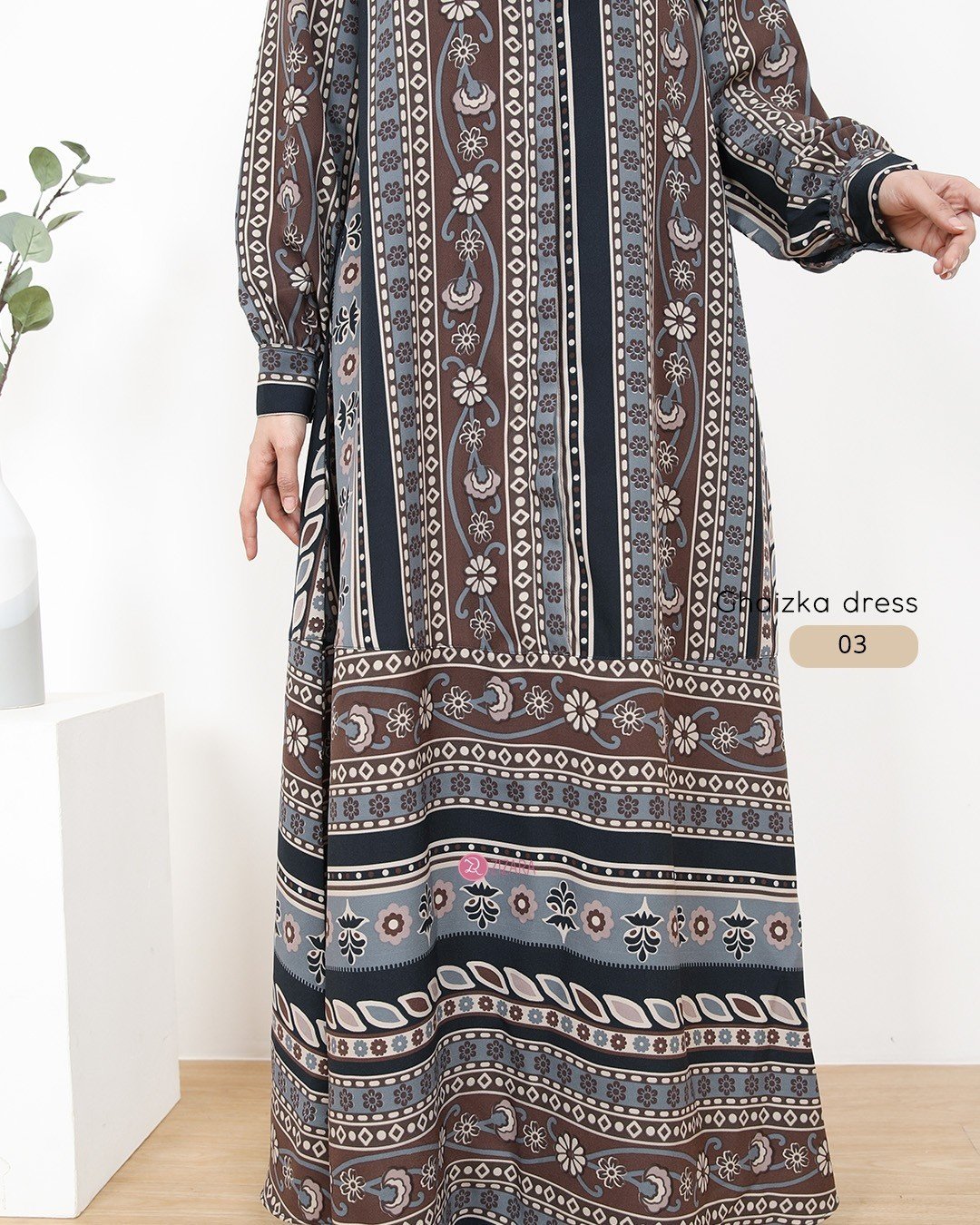 LINE_ALBUM_Ghaizka,Gamila,Galina,Ghalia_241218_10