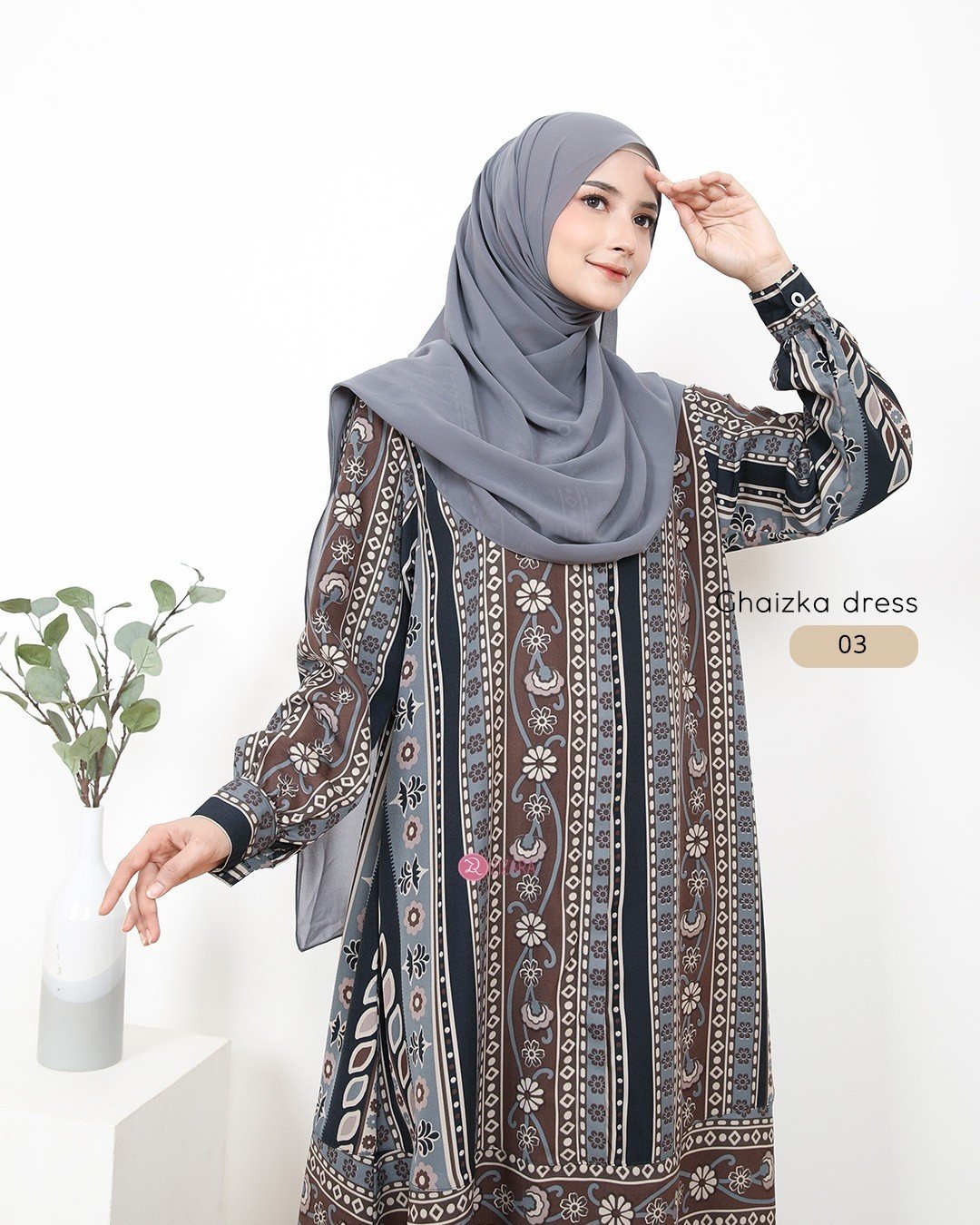 LINE_ALBUM_Ghaizka,Gamila,Galina,Ghalia_241218_12