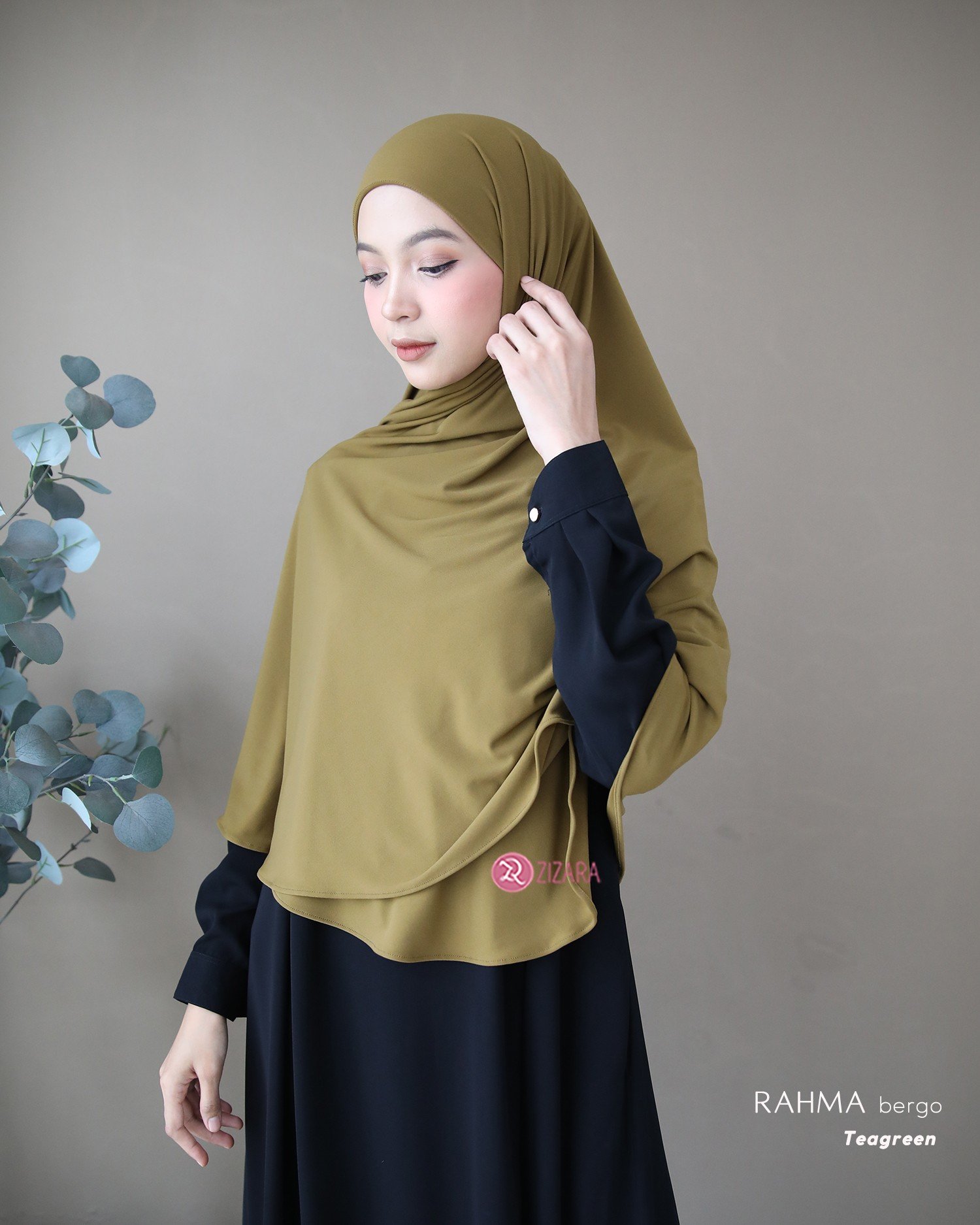 LINE_ALBUM_Rahma,Rinjani,Rawnie,Rajwa,Ruzha,Rukmi,Radwah_250522_22