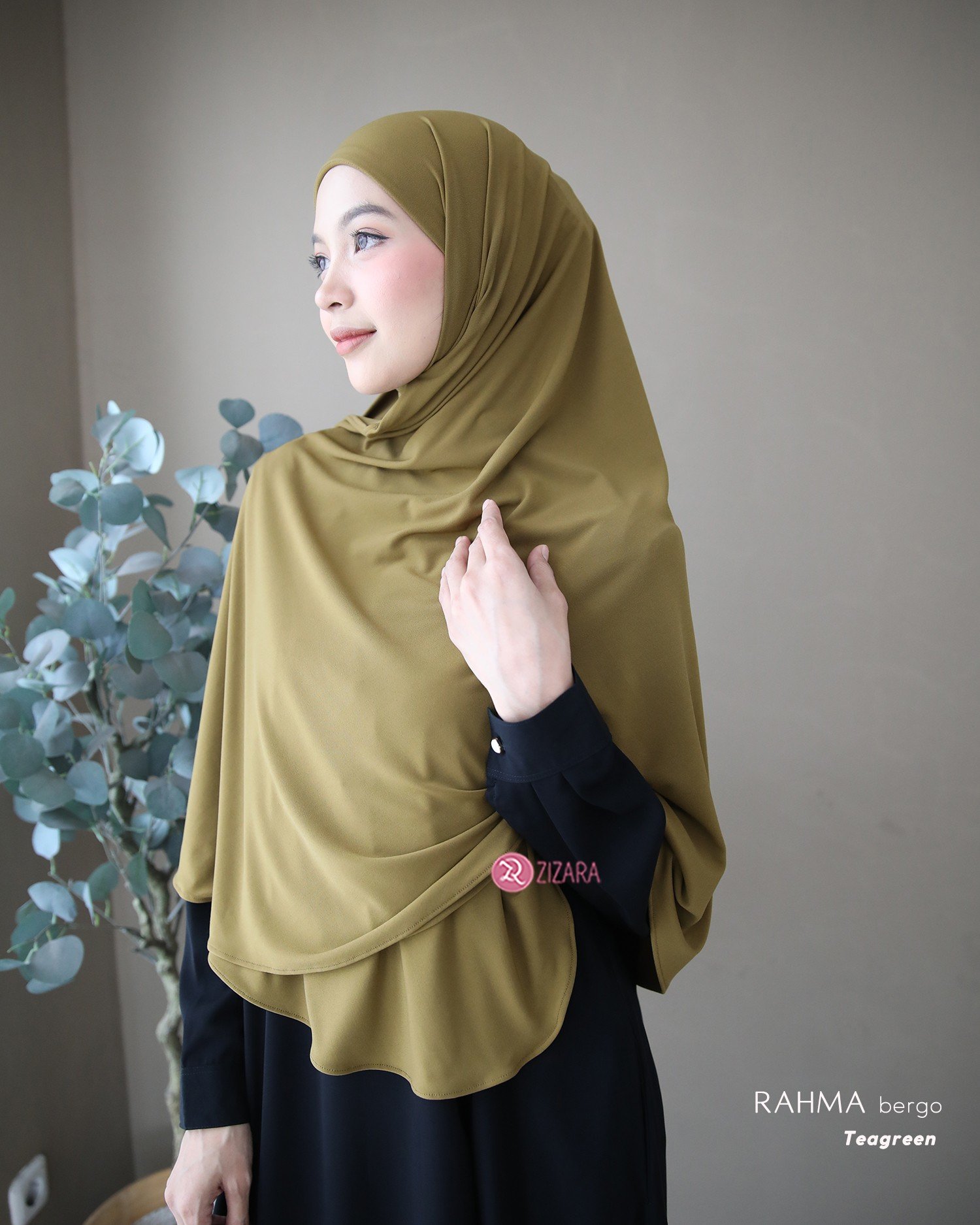 LINE_ALBUM_Rahma,Rinjani,Rawnie,Rajwa,Ruzha,Rukmi,Radwah_250522_25