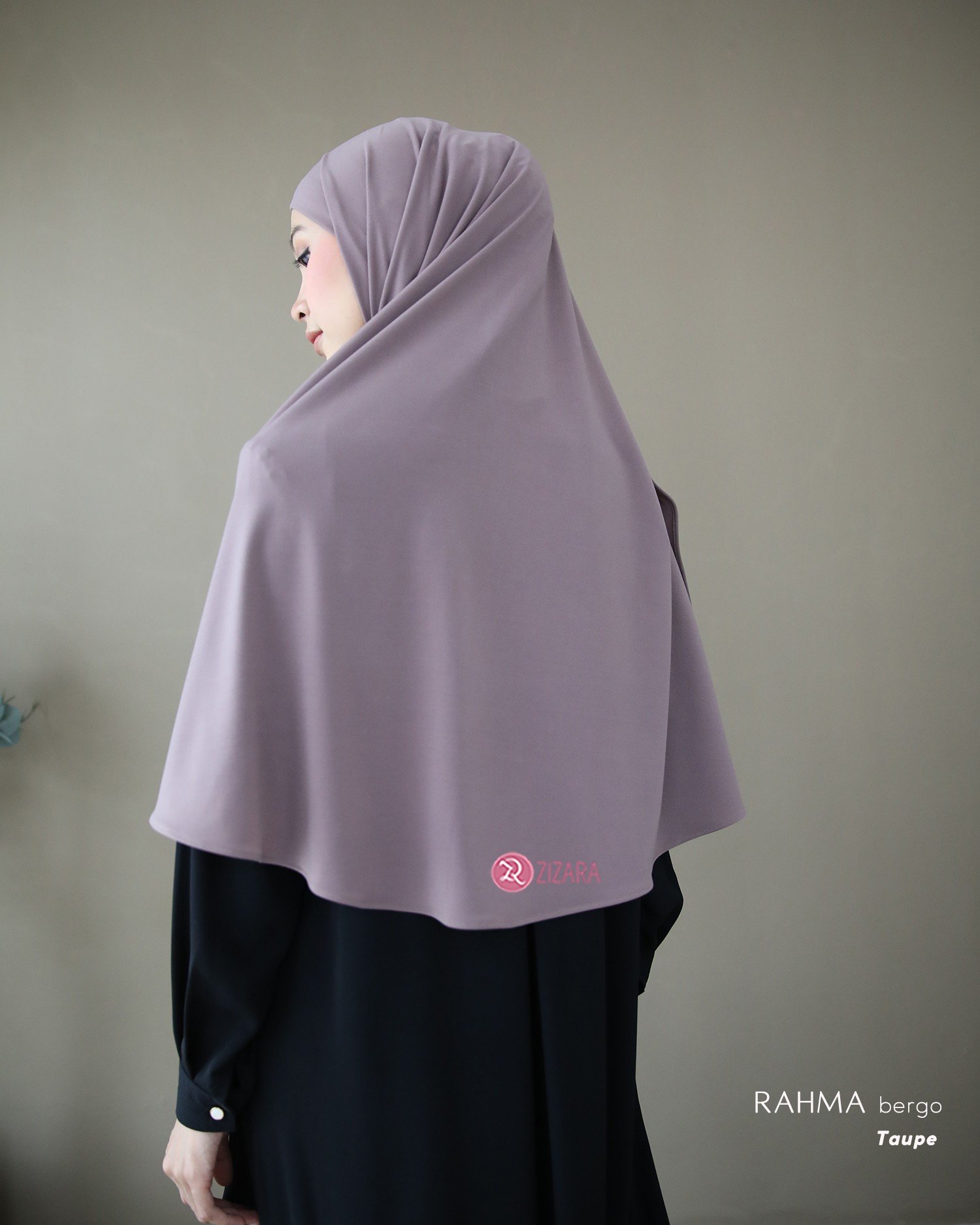 LINE_ALBUM_Rahma,Rinjani,Rawnie,Rajwa,Ruzha,Rukmi,Radwah_250522_4