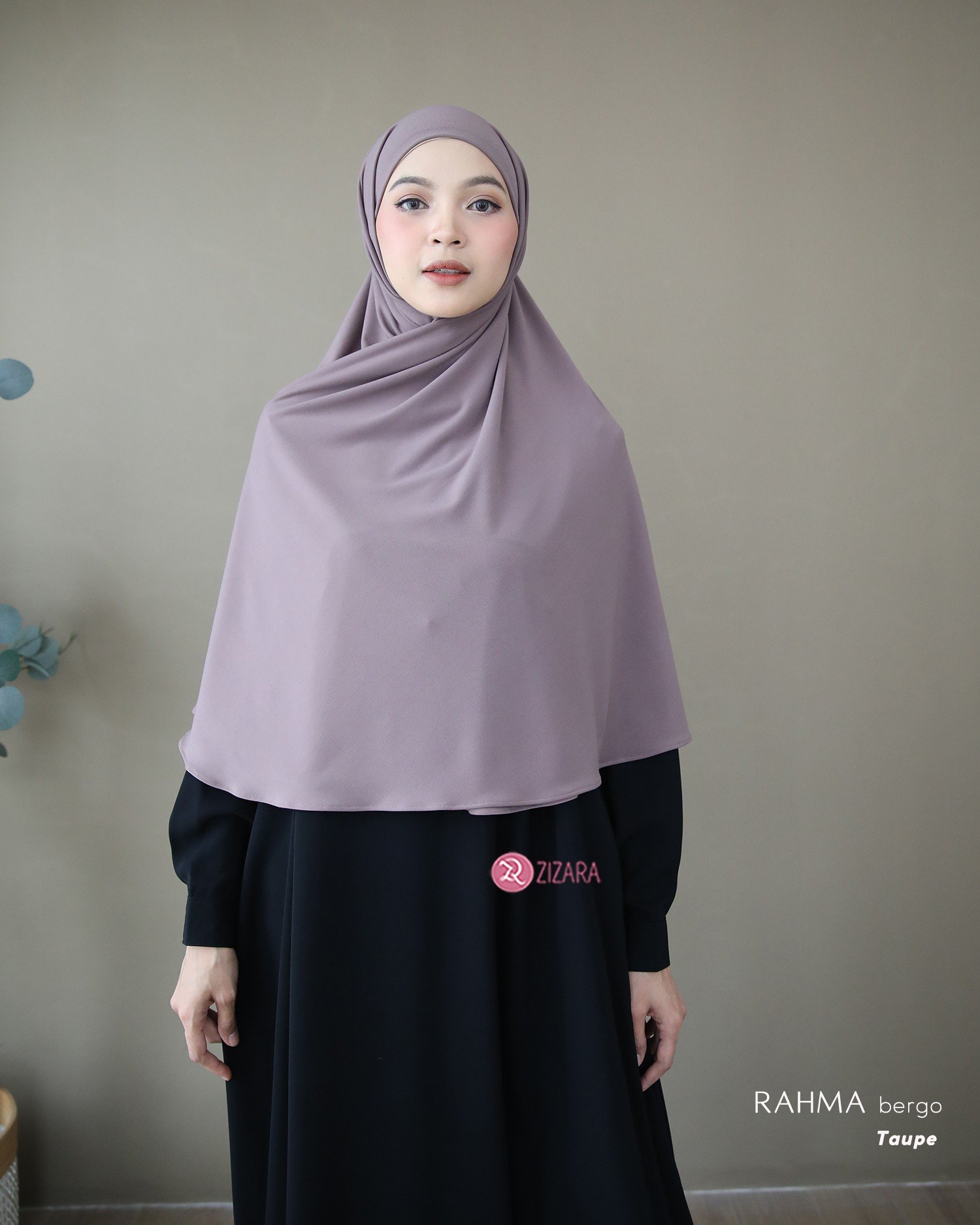 LINE_ALBUM_Rahma,Rinjani,Rawnie,Rajwa,Ruzha,Rukmi,Radwah_250522_5