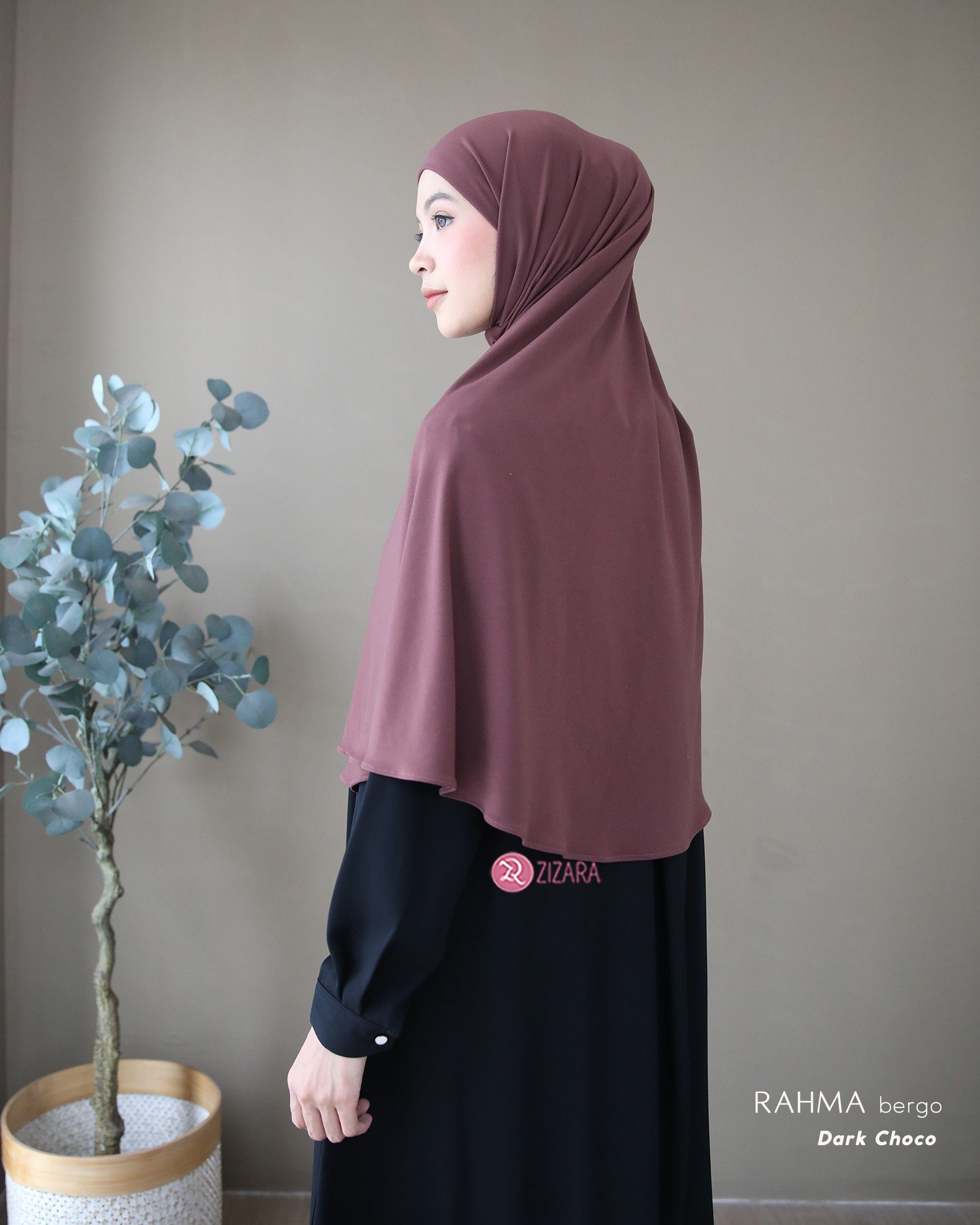 LINE_ALBUM_Rahma,Rinjani,Rawnie,Rajwa,Ruzha,Rukmi,Radwah_250522_9