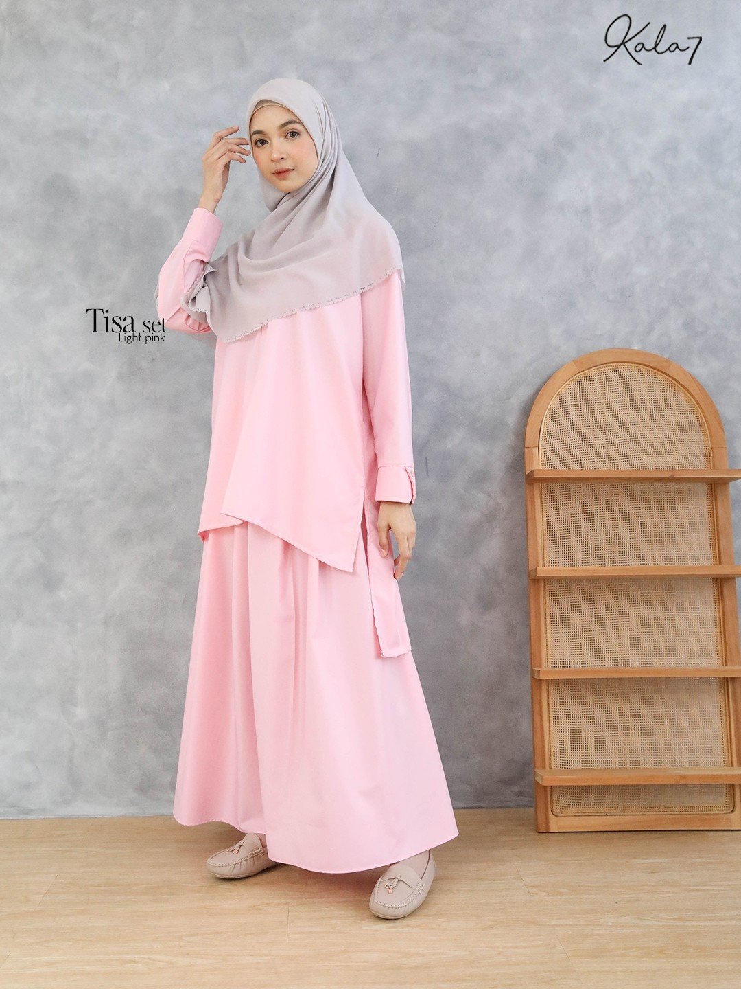 LINE_ALBUM_Tisa,Tadia,Tuva,Torean,Talia,Tena,Tiza,Tara_251027_13