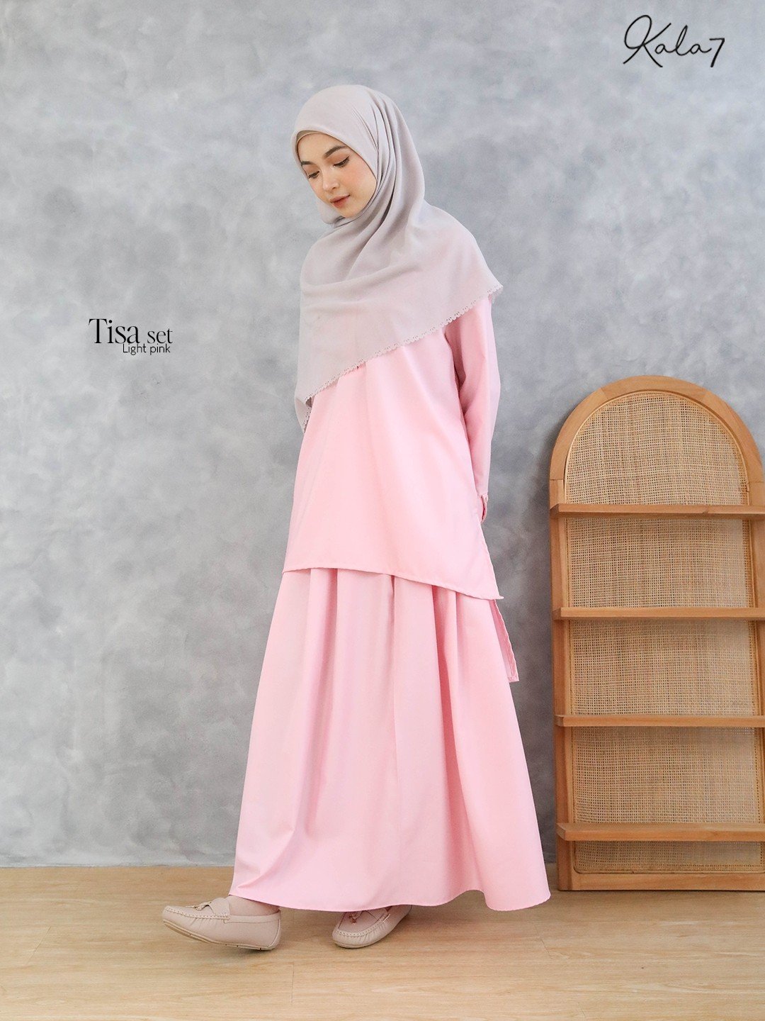 LINE_ALBUM_Tisa,Tadia,Tuva,Torean,Talia,Tena,Tiza,Tara_251027_19